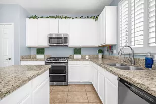 15654 W Yucatan Dr, Surprise, AZ 85379 - Photo 8