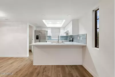 2020 W Union Hills Drive #201, Phoenix, AZ 85027 - Photo 2