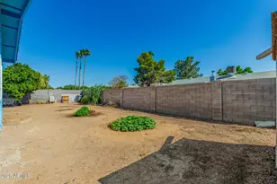 305 W Nopal Pl, Chandler, AZ 85225 - Photo 24