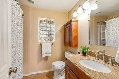 10628 N 10th Drive, Phoenix, AZ 85029 - Photo 16