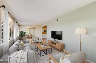 10628 N 10th Dr, Phoenix, AZ 85029 - Photo 4