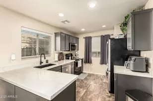 14786 W Windrose Dr, Surprise, AZ 85379 - Photo 12