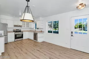 4027 E Campbell Ave, Phoenix, AZ 85018 - Photo 2