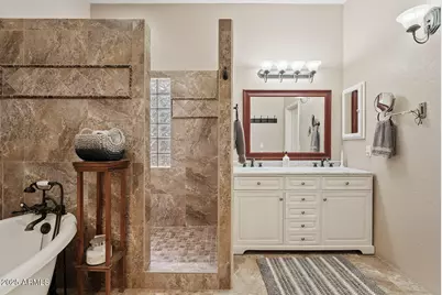 2615 E San Carlos Way, Gilbert, AZ 85298 - Photo 14