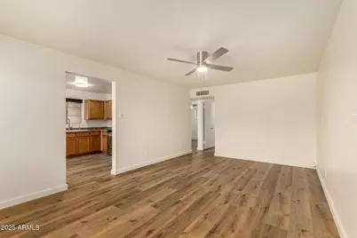 3540 E Montecito Avenue #1, Phoenix, AZ 85018 - Photo 8