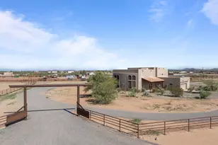 52623 N 463rd Ave, Wickenburg, AZ 85390 - Photo 2