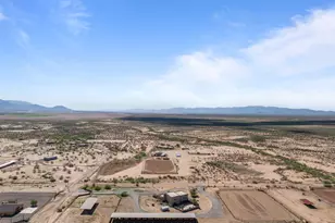 52623 N 463rd Ave, Wickenburg, AZ 85390 - Photo 70