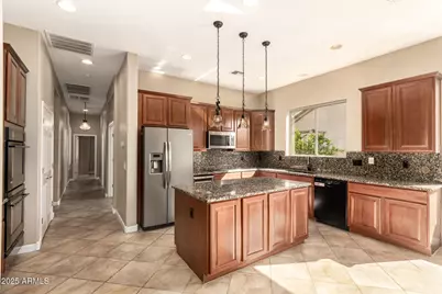 33510 N 23rd Drive, Phoenix, AZ 85085 - Photo 10