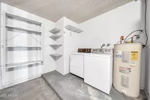 14024 N Burning Tree Pl, Phoenix, AZ 85022 - Photo 12