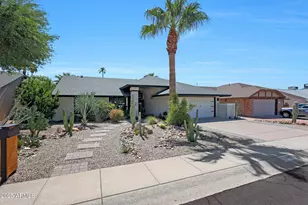 10867 E Clinton, Scottsdale, AZ 85259 - Photo 1