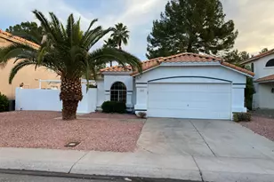 1563 S Pennington Dr, Chandler, AZ 85286 - Photo 1