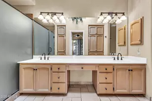 8100 E Camelback Rd, Scottsdale, AZ 85251 - Photo 18