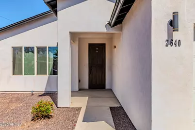 2640 E Beverly Lane E, Phoenix, AZ 85032 - Photo 4