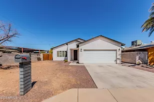 2640 E Beverly Ln E, Phoenix, AZ 85032 - Photo 1