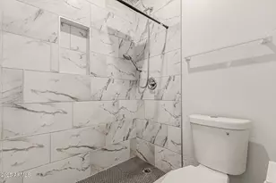 2640 E Beverly Ln E, Phoenix, AZ 85032 - Photo 20