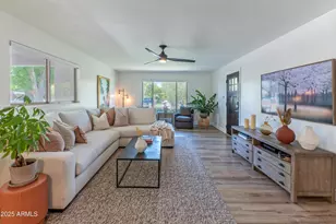 4229 N 34th St, Phoenix, AZ 85018 - Photo 2