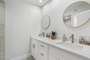 6629 N Majorca Way E, Phoenix, AZ 85016 - Photo 20