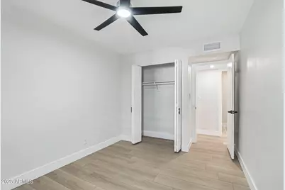 6629 N Majorca Way E, Phoenix, AZ 85016 - Photo 24