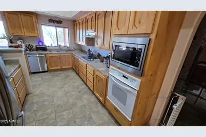 2926 W Tanya Trail, Phoenix, AZ 85086 - Photo 14
