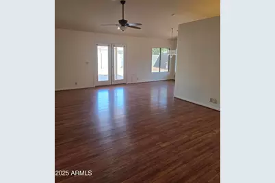 8758 W Bloomfield Road, Peoria, AZ 85381 - Photo 4