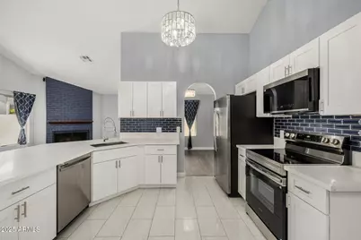 10230 W Campbell Avenue, Phoenix, AZ 85037 - Photo 12