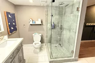 357 E Thomas Rd, Phoenix, AZ 85012 - Photo 30