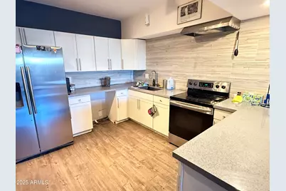 357 E Thomas Road #A105, Phoenix, AZ 85012 - Photo 10