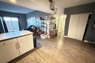 357 E Thomas Rd, Phoenix, AZ 85012 - Photo 16