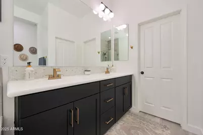 12110 W Dale Lane, Peoria, AZ 85383 - Photo 30