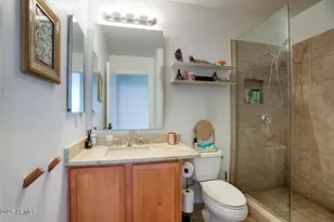 208 W Portland St, Phoenix, AZ 85003 - Photo 8