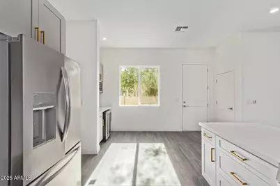 1913 W Adams Street, Phoenix, AZ 85009 - Photo 16