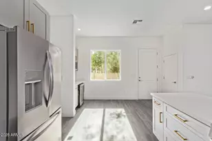 1913 W Adams St, Phoenix, AZ 85009 - Photo 16