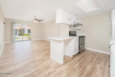 6818 N 35th Avenue #I, Phoenix, AZ 85017 - Photo 1