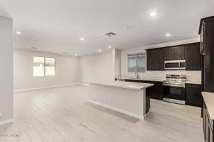 18378 W Villa Hermosa Ln, Surprise, AZ 85387 - Photo 10