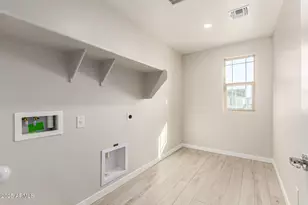 18378 W Villa Hermosa Ln, Surprise, AZ 85387 - Photo 38