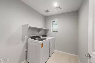 16481 W Whispering Wind Dr, Surprise, AZ 85387 - Photo 14