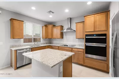 16481 W Whispering Wind Drive, Surprise, AZ 85387 - Photo 10