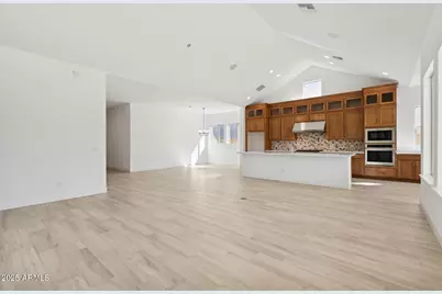 19979 W San Juan Avenue, Litchfield Park, AZ 85340 - Photo 12