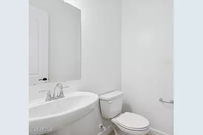 19979 W San Juan Avenue, Litchfield Park, AZ 85340 - Photo 18