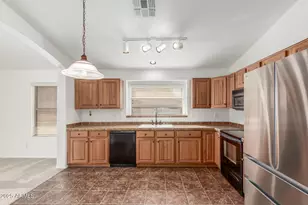 2537 W Red Fox Rd, Phoenix, AZ 85085 - Photo 12