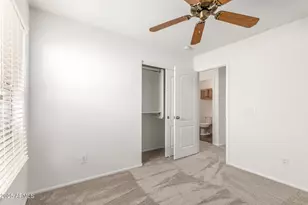 2537 W Red Fox Rd, Phoenix, AZ 85085 - Photo 20