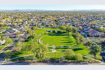 15366 W Bloomfield Road, Surprise, AZ 85379 - Photo 10