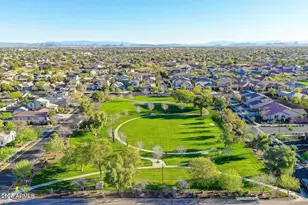 15366 W Bloomfield Rd, Surprise, AZ 85379 - Photo 10