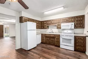 12820 N 113th Ave, Youngtown, AZ 85363 - Photo 8