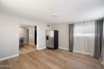 8716 E Mitchell Drive, Scottsdale, AZ 85251 - Photo 14