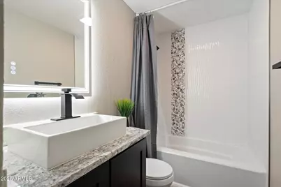 8716 E Mitchell Drive, Scottsdale, AZ 85251 - Photo 20