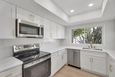 4507 E Monte Way, Phoenix, AZ 85044 - Photo 6