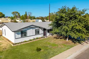 2116 W Keim Dr, Phoenix, AZ 85015 - Photo 2