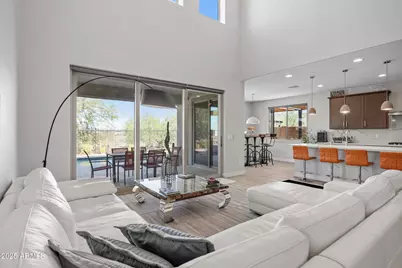 2423 N Beverly Place, Buckeye, AZ 85396 - Photo 10