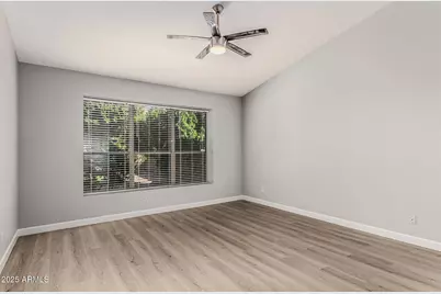 6410 W Buckskin Trail, Phoenix, AZ 85083 - Photo 18